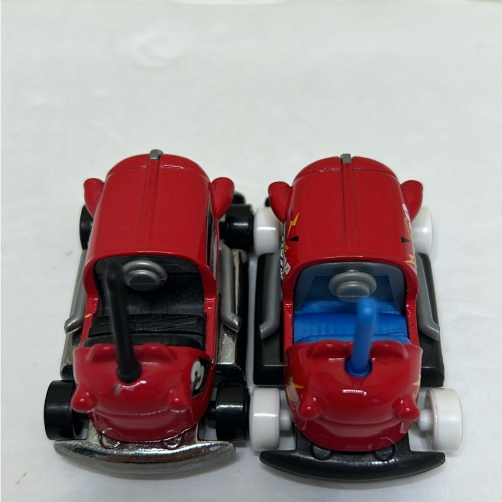 Hotwheels Bumper Cars - Picture 4 of 7